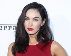 Ten celebrities who are frightened of flying