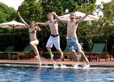 Brits shun clothes, cars and meals out in favour of seeing the world