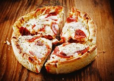 The five best pizza places in Chicago
