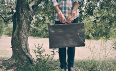 Four easy tips to help you move abroad